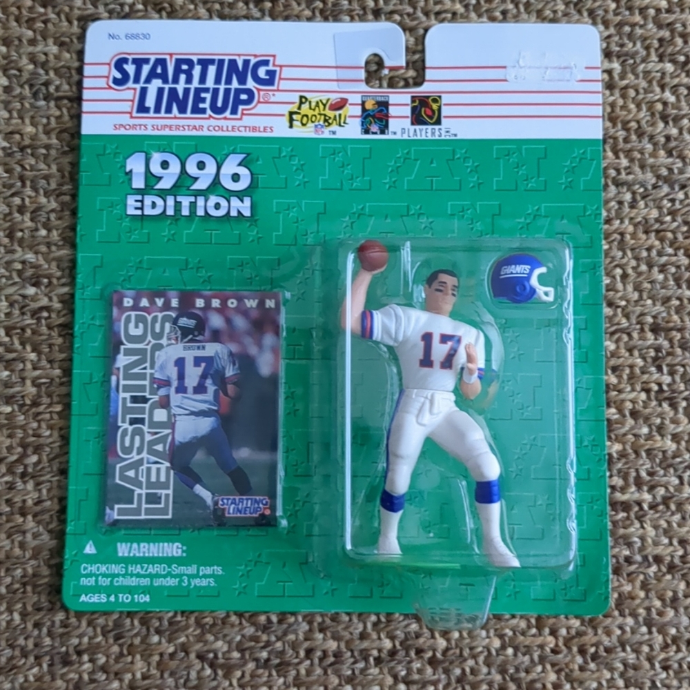 New DAVE BROWN New York Giants  NFL Starting Lineup SLU 1996 Figure & Card